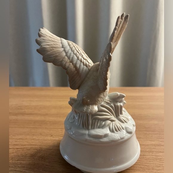 Music Box with Mallard Duck and Duckling by Arnart, Porcelain - Picture 3 of 4